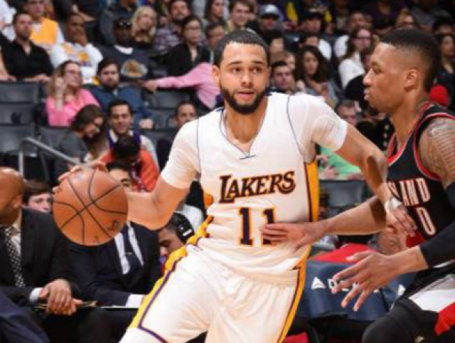 孔德：第二球我本来是想传球的，所以我自己也很意外（孔德：第二球原本想传给队友，进了我也很惊讶）