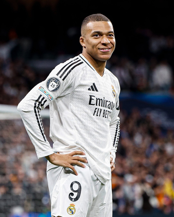 每体：巴萨两个月前还拖欠拜仁1060万莱万转会费，现已结清（每体：巴萨曾在两个月前尚欠拜仁莱万转会费1060万欧，现已付清）