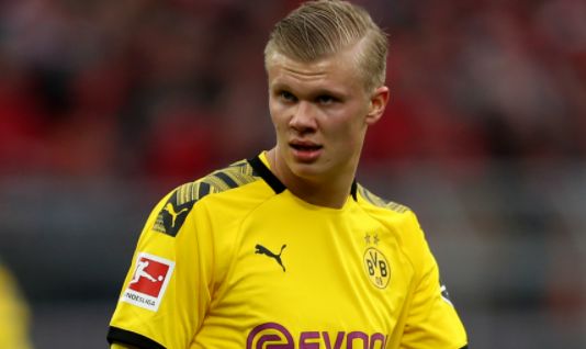 康宁汉姆空砍大三双，8次失误&关键两罚不中背锅（康宁汉姆大三双难救主，8失误+关键两罚不中成背锅点）