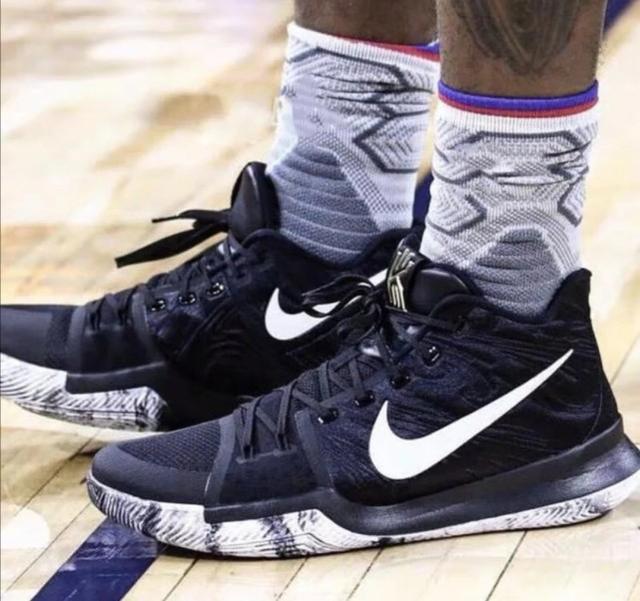 浙江男篮末节连得10分逆转辽宁（浙江男篮末节掀10分高潮逆转辽宁）