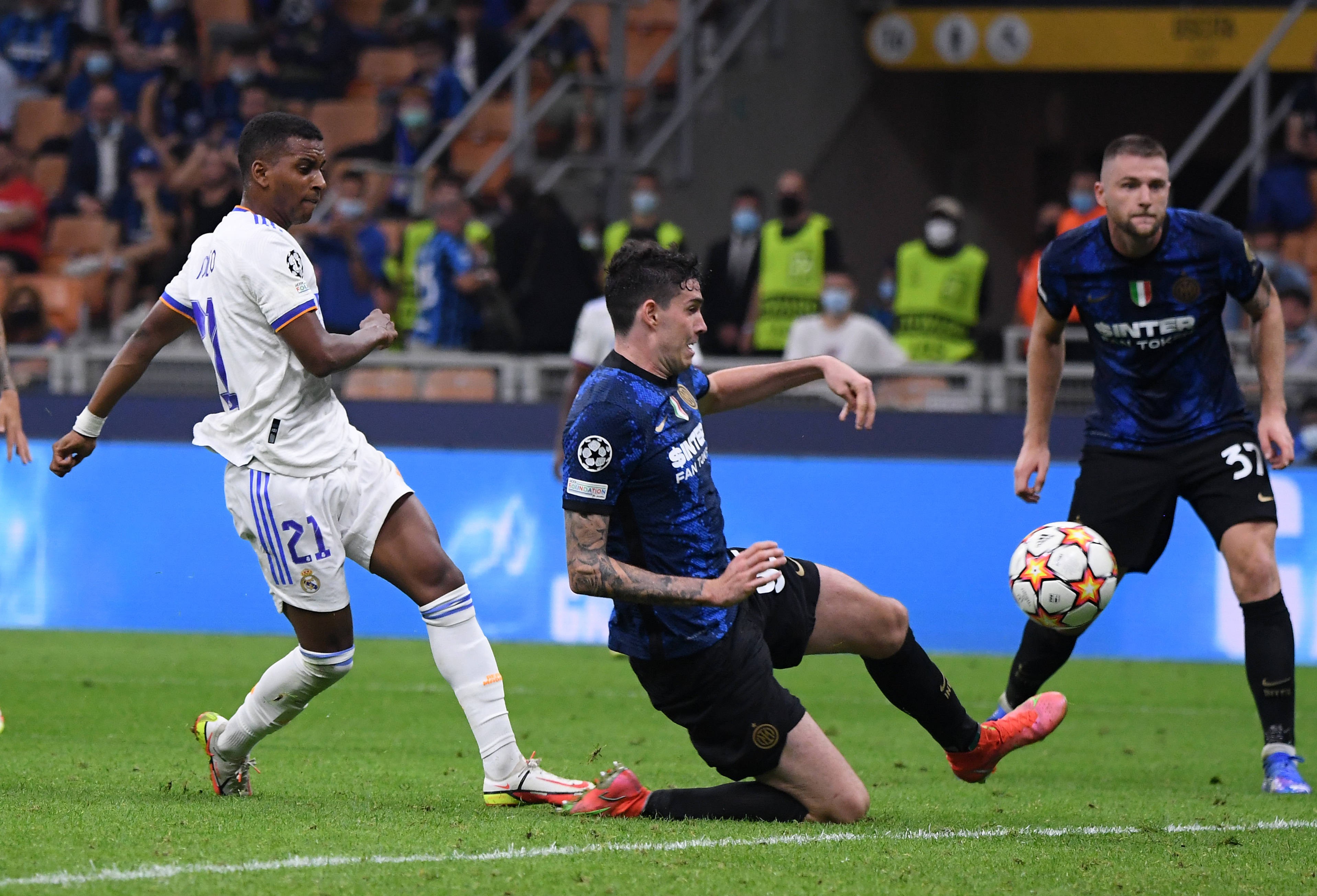 法尔克：可以确认拜仁1月不会签下任何球员，在考虑出售博埃（法尔克：确认拜仁一月零引援，正考虑出售博埃）