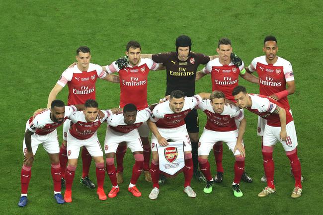 U18国少12月集训名单：魏祥鑫领衔，海外球员姜轶祥在列（U18国少12月集训阵容出炉：魏祥鑫领衔，留洋小将姜轶祥入选）