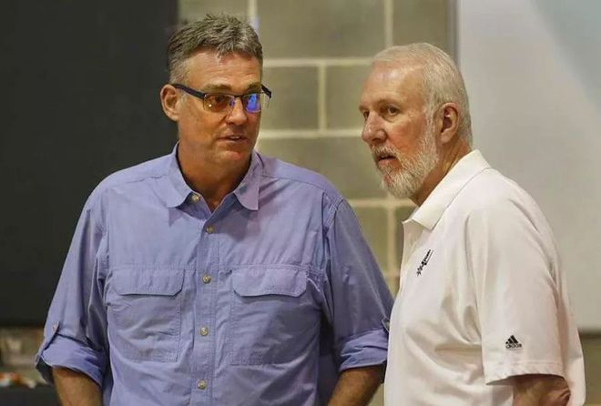 穆斯利奇：杜塞尔多夫实力远超目前排名；球队每天都付出全部（穆斯利奇：杜塞尔多夫实力与当前排名不符，球队每日倾尽全力）