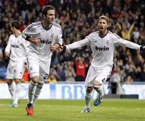 勇士队记：巴特勒核磁共振显示无结构性损伤，不会长期缺阵（勇士随队记者：巴特勒核磁检查未见结构性损伤，预计不会长期缺阵）