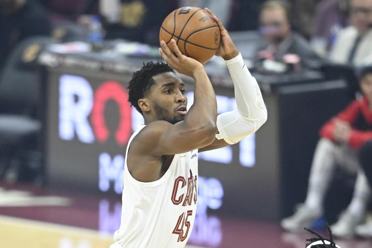 德天空&图片报：奥格斯堡已解雇瓦格纳，球队3胜1平8负排第14（德媒：奥格斯堡解雇主帅瓦格纳，3胜1平8负暂列第14位）