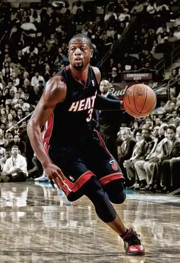 190km发球时速+肩伤隐患！郑钦文退赛是怕输？休养后能更强吗？（190公里发球+肩伤隐忧：郑钦文退赛是理性取舍还是畏惧失利？休养归来能否更强？）