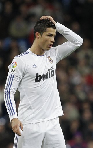 赵松源：想要帮助球队要先适应打法；希望脚下和头球兼备（赵松源：助球队先融入打法，力求脚下技术与头球并重）